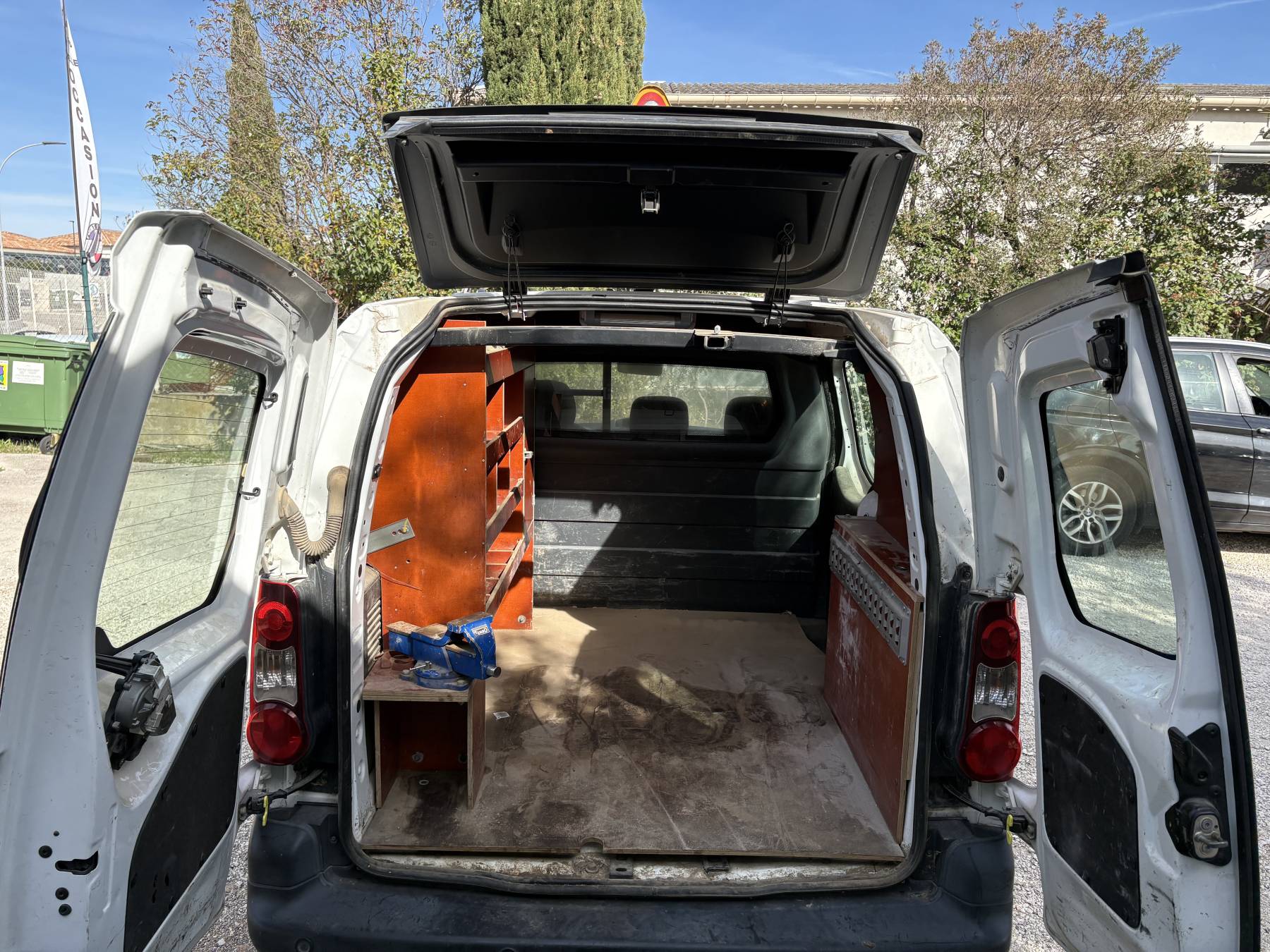 PEUGEOT PARTNER