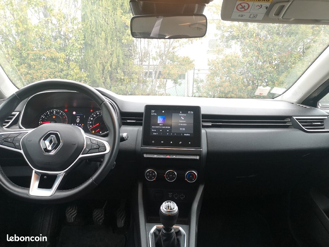  RENAULT CLIO V